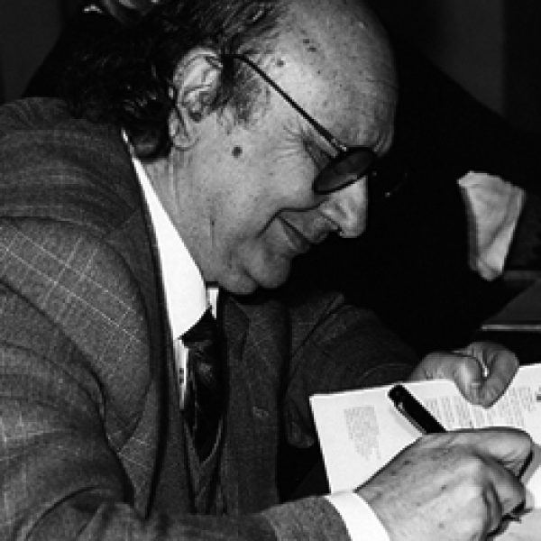 Antonio-Martinez-Menchen. BECA 50 KB