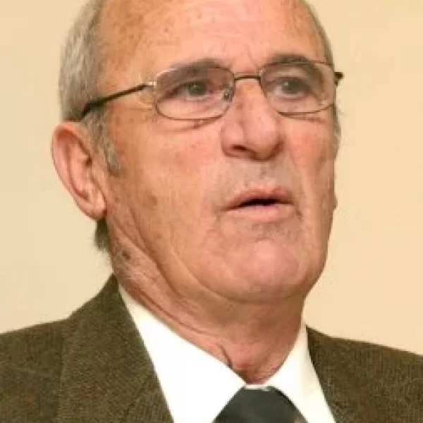 miguel romero esteo. 3